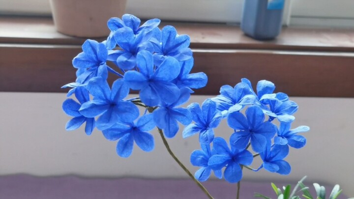 Make beautiful blue snowflakes with paper towels, creative paper crafts handmade flower making DIY t