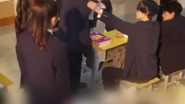 Kaisar Yang Memasuki Tubuh Lelaki cupu Untuk membalas Mereka semua