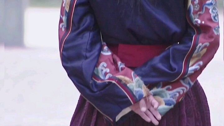 幸好你当年没去留学，这身姿仪态来演戏简直是在造福人类眼球