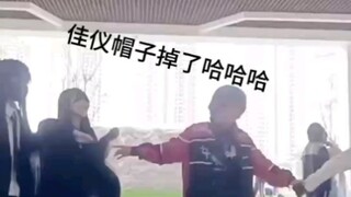 www这下谁分得清这是校运会还是漫展