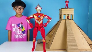 Ozawa và Ultraman đánh bại con quái vật, nhưng Mobius bị Beria tấn công và nhốt trong mô hình kim tự