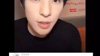 《主包是不男不女的》 哇呜 辣椒又吻上来了！！！