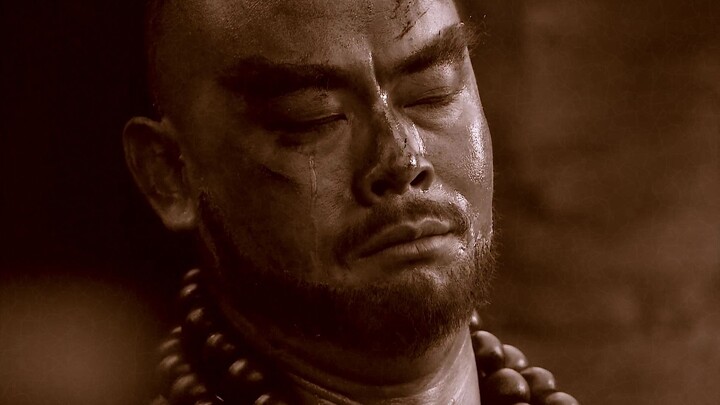 Pasang di Sungai Qiantang datang membawa kabar, baru hari ini aku menyadari siapa diriku sebenarnya.