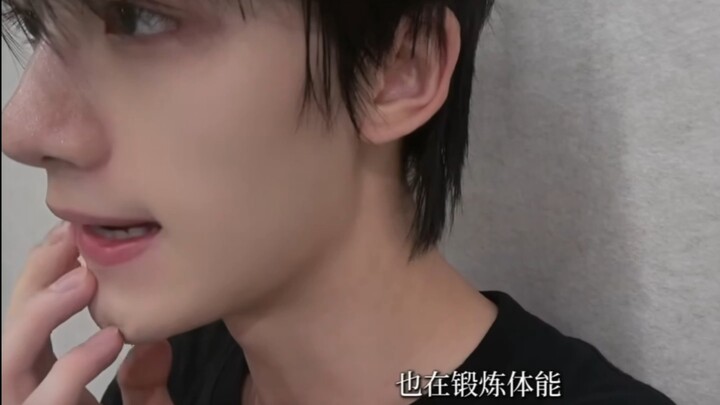 หลังซ้อมเต้นเสร็จ พี่ติงดูมีเสน่ห์สุดๆ เลย~~~