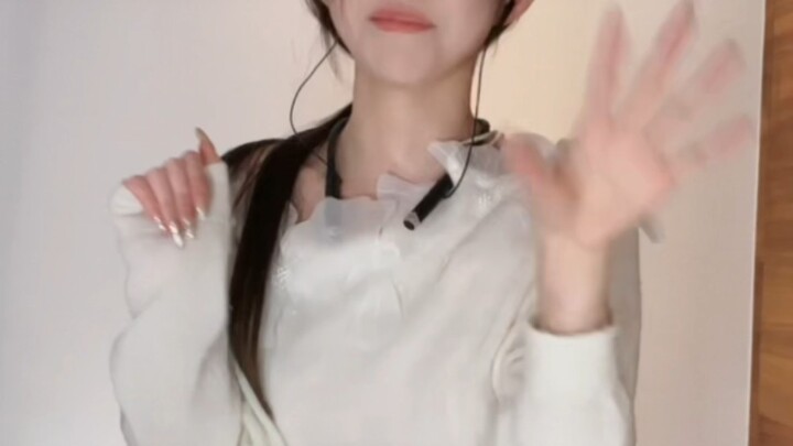 DY笛笛  12/22  喜欢晴天还是雨天  真会跳， DY舞蹈天花板