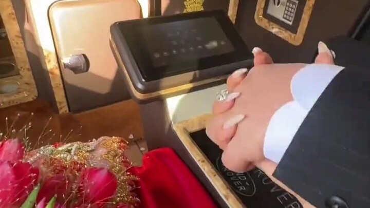 นึกว่าเป็นสนิมซะอีก ที่แท้ฉันจนเกินไปเอง_#แลนด์โรเวอร์