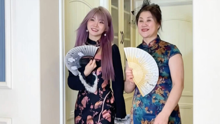 Cheongsam Mom Mo is the best!