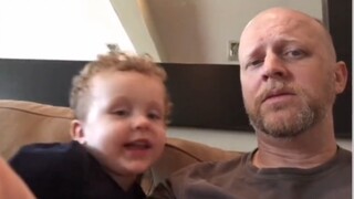 حول قيام الابن بطلب المساعدة من الأب لأن الأم لم تسمح له بمشاهدة الرسوم المتحركة