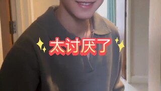 Suddenly falling while taking a shower—the ex's reaction upon unexpectedly walking in...