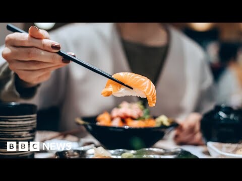'Sushi terror' pranks cause outrage in Japan as arrests are made - BBC News