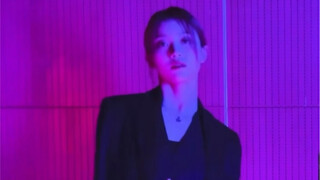 شين شياوتينغ × لي تاي مين | فتاة صغيرة ذات مظهر مثير في كلتا المرتين التي غنت فيهما أغنية الكفر~