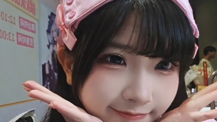 【KeyKeyKiYoMi】丨Aiwana – Khoảnh khắc bị “hố cơm” ngay lần đầu gặp mặt