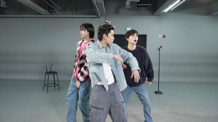 LNGSHOT - [FaceTime] วิดีโอซ้อมเต้น (เวอร์ชันเคลื่อนไหว)