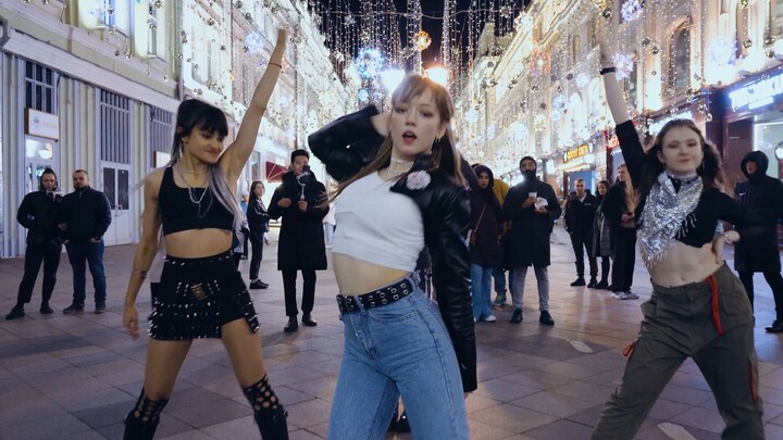 One shot, perfect camera position! Russian girl dances to BLACKPINK's "SHUT DOWN" on the street