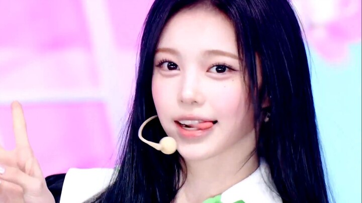 Hearts2Hearts' latest comeback track "RUDE" 260227 performance stage