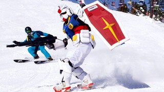 Gundam standing on the ski slope!