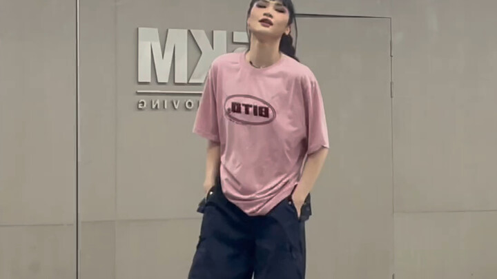 JHO编舞！！宇航员在海洋🌊爱惨了好吧！周日的online课见[tv_坏笑]