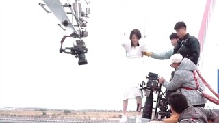 The crew had no money for publicity, so they shot the scenes on location. The fighting scenes, jumpi