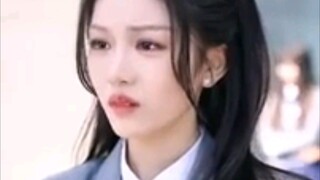 49. Girl who was rejected by a scumbag for being poor turned out to be the daughter of a billionaire