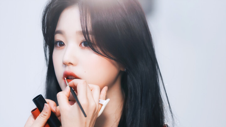 حتى الرسوم الهزلية لا تجرؤ على الرسم هكذا، فقط الروايات تقدِر على الكتابة بهذه الطريقة: ماري سو أصيل