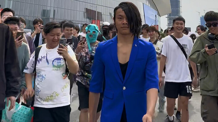 蓝色妖姬你不爱 别去渣女身上找存在