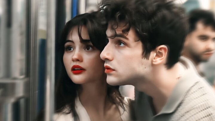 ส่งตรงวรรณกรรมแห่งการไถ่บาปปี 2024! เด็กสาวขี้อิจฉา × หนุ่มหล่อเหงาหงอย เขาฝันร้ายทุกคืนจนจิตใจล่มสล