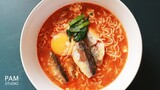 มาม่าปลากระป๋องใส่ไข่ วิธีต้มมาม่าให้อร่อย  Thai Tomyum Instant Noodles With Sardines| Pam Studio