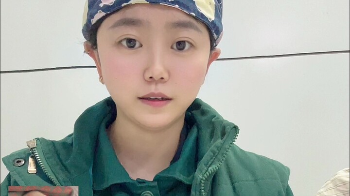 Cấp cứu 🏥 «Hãy giới thiệu đôi chút về chúng mình đi»