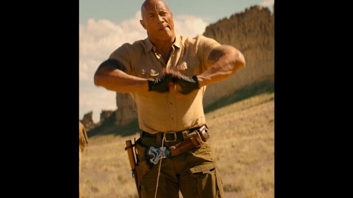 Dahulu di dunia persilatan ada seorang jagoan legendaris, namanya Dwayne Johnson.