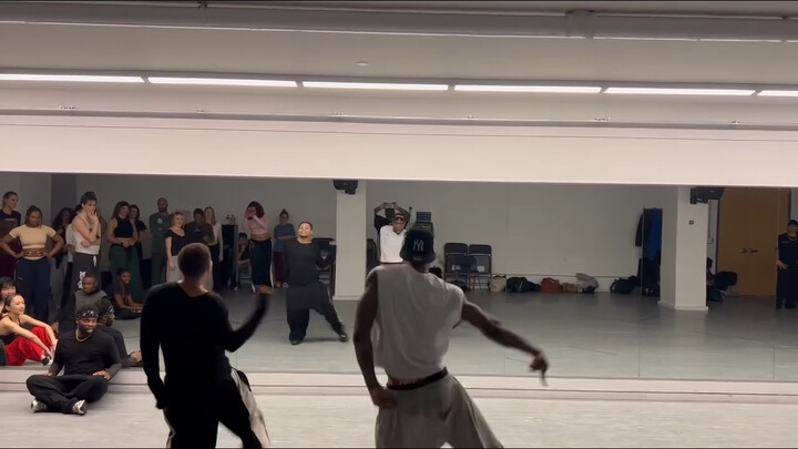 【ฉบับดั้งเดิม: ออกแบบท่าเต้น】จู่ๆ ก็เข้าใจแล้วว่าคำตรงข้ามของ “เต้นเบาๆ” คืออะไร! (หัวหมา) | ออกแบบท