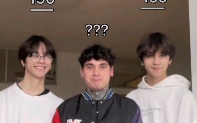 Cute and goofy half-breed 1.9-meter-tall twin heartthrobs ⚠️⚠️