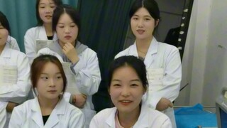 记住每一位同学的名字是我的目标，奈何教的班太多，大型尴尬现场