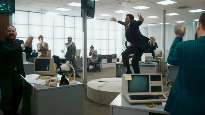 Imagine Dragons - Bones (Official Music Video) [TO-_3tck2tg]