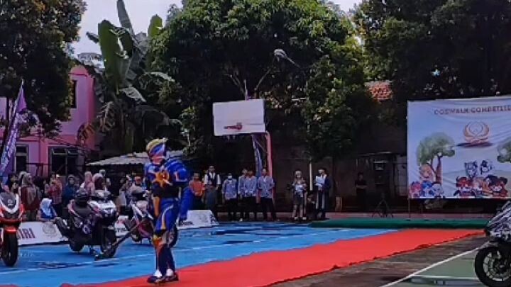 Coswalk at Bina Bangsa Mandiri