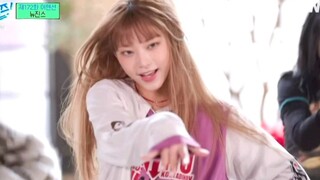 Sân khấu đặc biệt NewJeans You quiz Hype boy+Attention toàn trường