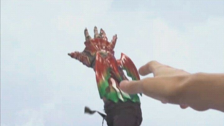 [Film&TV][Kamen rider] You are about to hold someone else