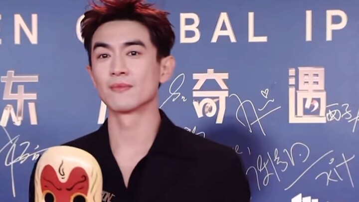 That boomerang from seven years ago just nailed the spot between my eyebrows—Lin Gou, you’re serious
