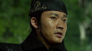 加钱居士表面上说要杀师弟，打都的时候用刀背，刀柄，掌打，脚踢