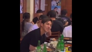 Drunk Hoshi wiping his snot using the string of his pants😂#seventeen #hoshi #scoups #mingyu #dk#dino