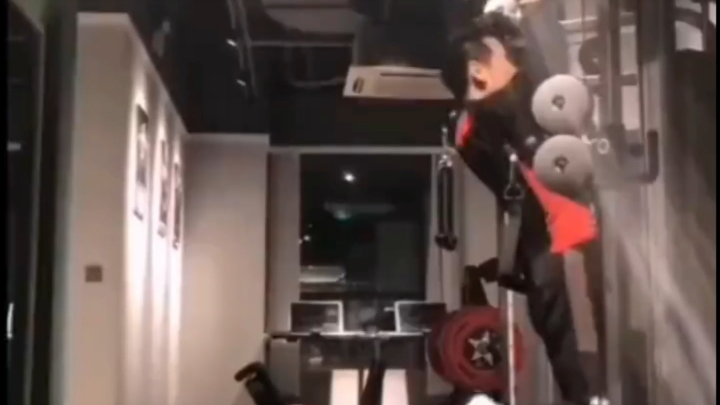 Video collection of stupid scenes