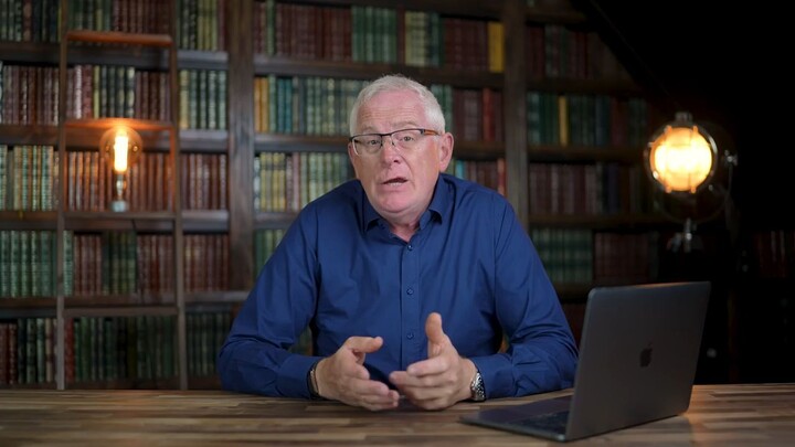 Why The U.S. Economy Has NOT Collapsed Yet - Explained by Mark Tilbury