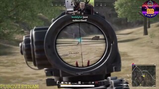 Chơi game thì ngại gì vết bẩn hả