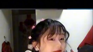 Qianzhi CV Chen Yang sneezed before the chat and was recorded by the sound engineer and played repea