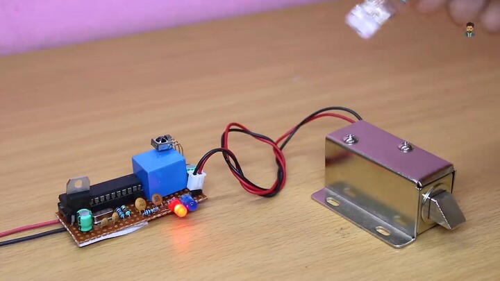 how to make door lock using ir sunglass at your home