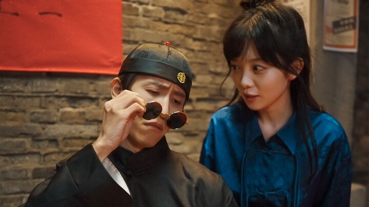 西辞故去眉未皱，举目忘亲痛难当。