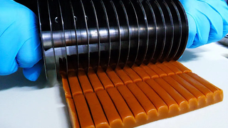 คาราเมลแฮนด์เมดกับกาแฟ - อาหารข้างทางเกาหลี