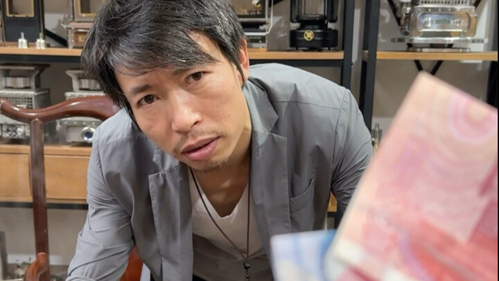 兄弟们，今天做了一个能烧出纯蓝色火焰的废油气化炉，完美！