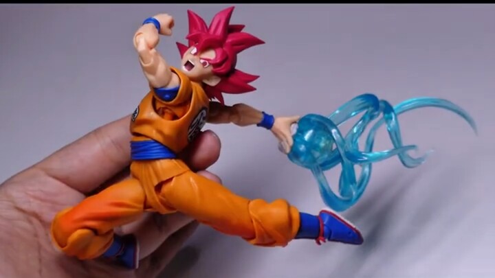 Đã làm mọi người chờ lâu rồi, Bảy Viên Ngọc Rồng 3.0 Bandai SHF – Ngộ Không Thần Đỏ chơi đã tay