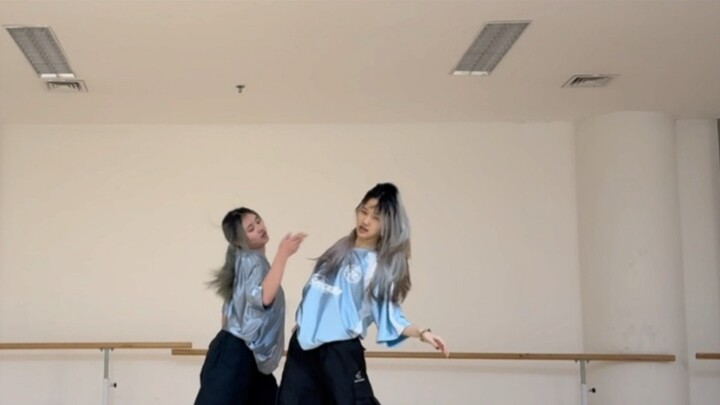 คุณแน่ใจหรือว่าไม่ต้องการเรียนรู้ pas de deux นี้?