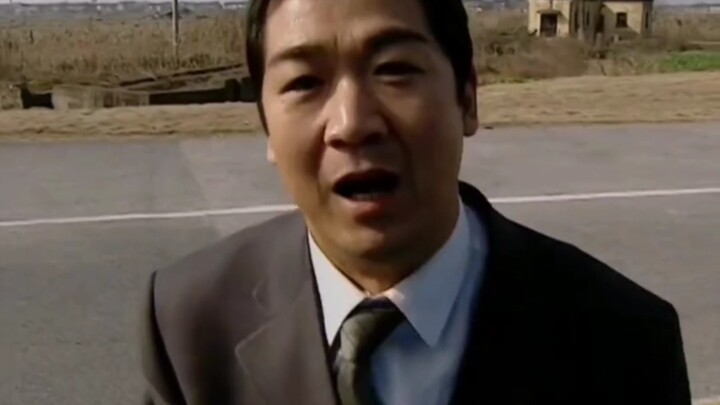 ترافق السكرتير لمسافة، فيقودك السكرتير طوال الطريق.